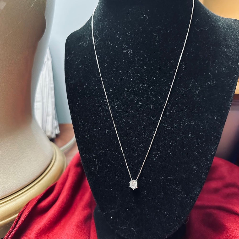 NWT Sterling Silver Necklace with Clear‎ Gemstone